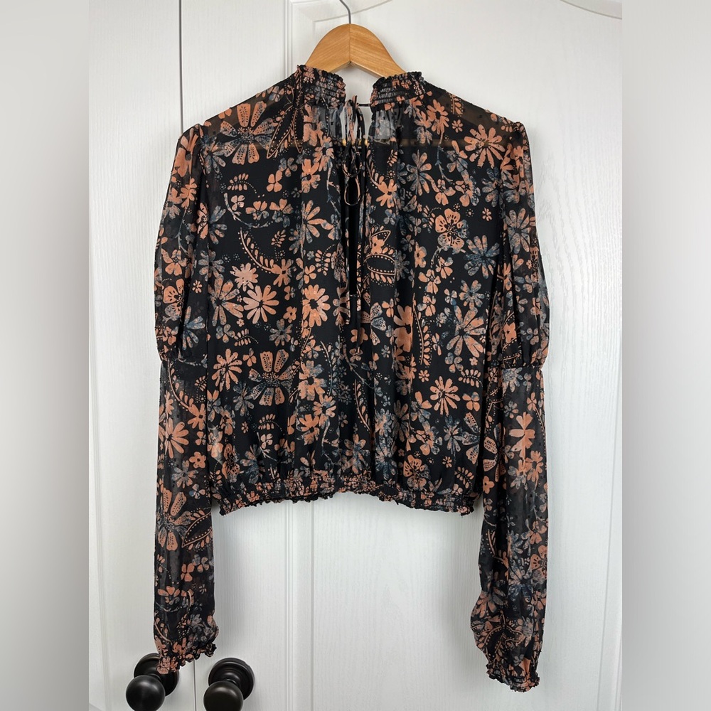Free People Clarissa Top in Midnight Size Small Juliet sleeve, tie back - Picture 2 of 9